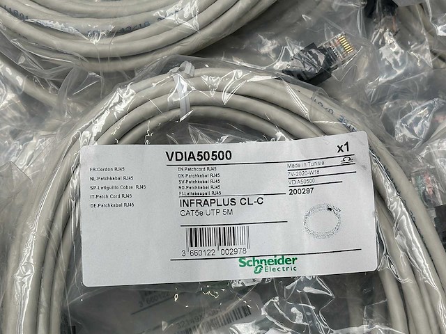 Schneider electric - partij rj45 patchkabels - vdia50500 349x - afbeelding 1 van  2