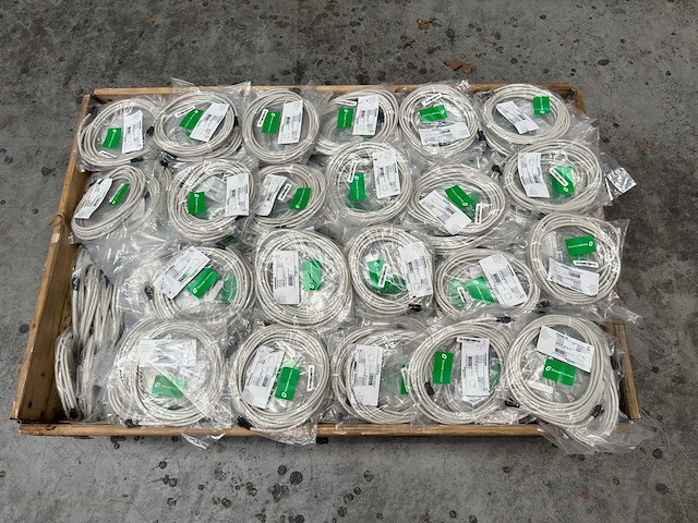 Schneider electric - partij rj45 patchkabels - vdia50500 349x - afbeelding 2 van  2