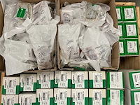 Schneider electric - partij schakel- en installatiemateriaal & electronica - afbeelding 3 van  8