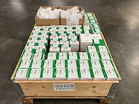 Schneider electric - partij schakel- en installatiemateriaal & electronica