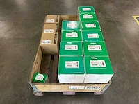 Schneider electric - partij servomotoren & frequentieregelaars