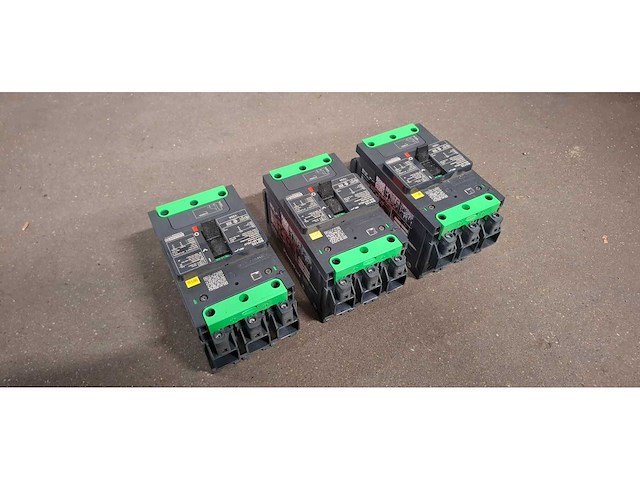 Schneider electric - schneider electric bdl36125 lu circuit breaker (3x) - afbeelding 1 van  7