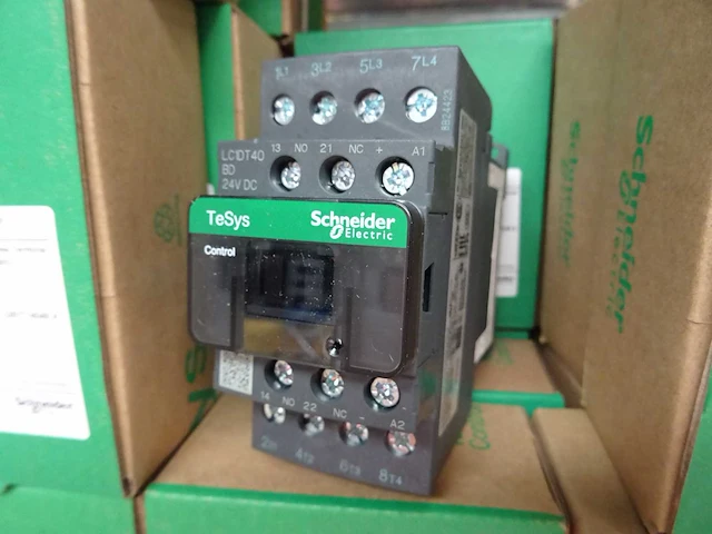 Schneider electric - tesys control - lc1dt40bd - magneetschakelaar (10x) - afbeelding 1 van  2