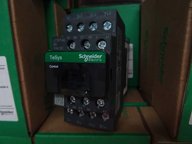 Schneider electric - tesys control - lc1dt40bd - magneetschakelaar (20x) - afbeelding 1 van  2