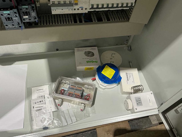 Schneider electric a-868 63a 400v meterkast - afbeelding 3 van  15