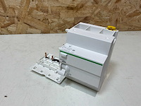 Schneider electric acti 9 lekstroom-relais - afbeelding 2 van  7