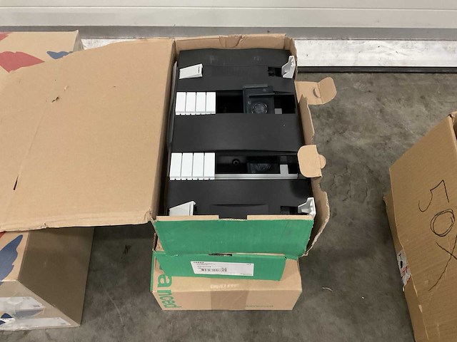 Schneider electric advanced groepenkast (3x) - afbeelding 1 van  3