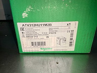 Schneider electric atv312h011m2b frequentieregelaar - afbeelding 2 van  2
