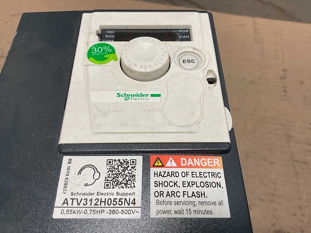 Schneider electric atv312h055n4 frequentie schakelaar - afbeelding 3 van  5