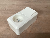 Schneider electric combinatie opbouw wisselschakelaar (22x) - afbeelding 3 van  3