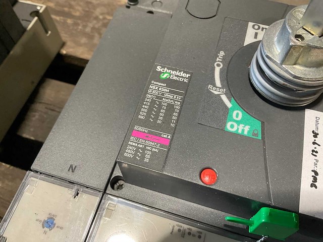 Schneider electric compact nsx 630h vermogensschakelaar - afbeelding 4 van  4