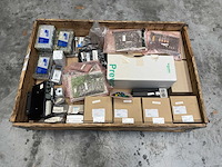 Schneider electric / festo - partij elektronica & pneumatiek - afbeelding 4 van  9