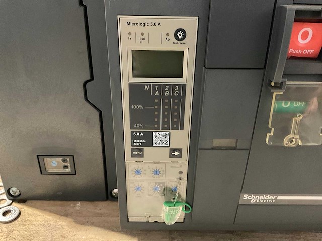 Schneider electric masterpact nw25 h1 vermogensschakelaar - afbeelding 3 van  3