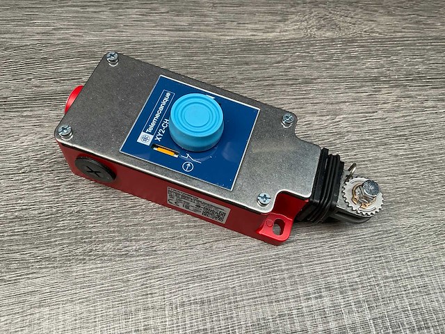 Schneider electric preventa xy2c noodstoptrekkoordschakelaar - afbeelding 1 van  4