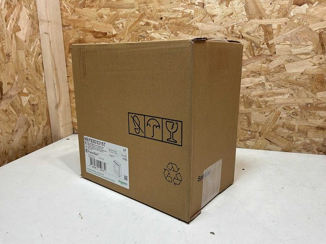 Schneider electric spacial wandkast - afbeelding 2 van  5