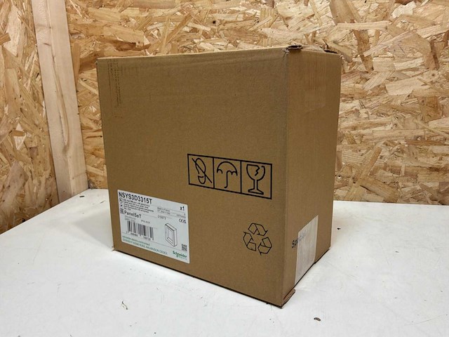 Schneider electric spacial wandkast - afbeelding 3 van  5