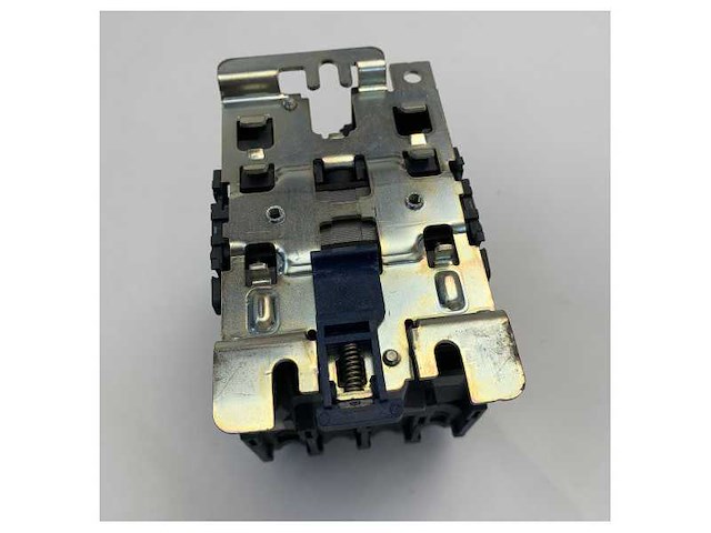 Schneider electric tesys d contactor for marine applications - lc1d40008g6 - 4p(2 no + 2 nc) - ac-1 - afbeelding 5 van  7