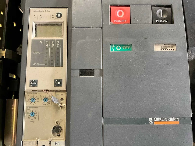 Schneider masterpact (8x) - afbeelding 2 van  3