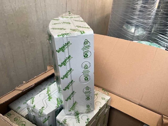 Schneider mureva 13979 verdeelkast (39x) - afbeelding 2 van  6