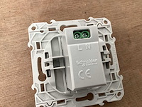 Schneider odace usb lader (13x) - afbeelding 3 van  5