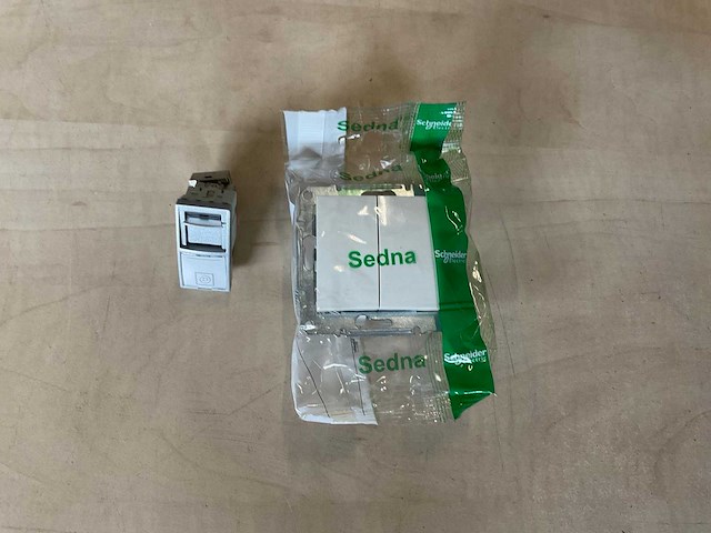 Schneider sdn1100123 2-circuit drukschakelaars (100x) - afbeelding 4 van  4