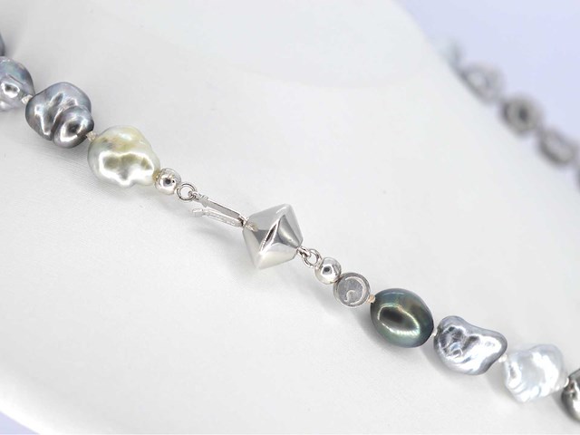 Schoeffel - barok parel ketting met witgouden sluiting - afbeelding 5 van  8