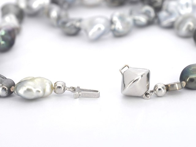 Schoeffel - barok parel ketting met witgouden sluiting - afbeelding 7 van  9