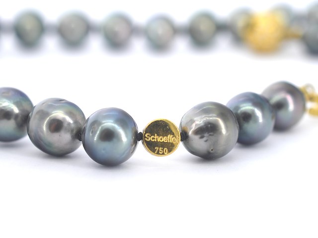 Schoeffel - tahiti parel ketting met gouden diamanten sluiting - afbeelding 8 van  11