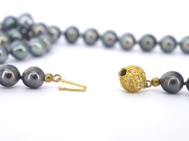 Schoeffel - tahiti parel ketting met gouden diamanten sluiting - afbeelding 9 van  11