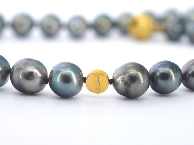Schoeffel - tahiti parel ketting met gouden diamanten sluiting - afbeelding 11 van  11