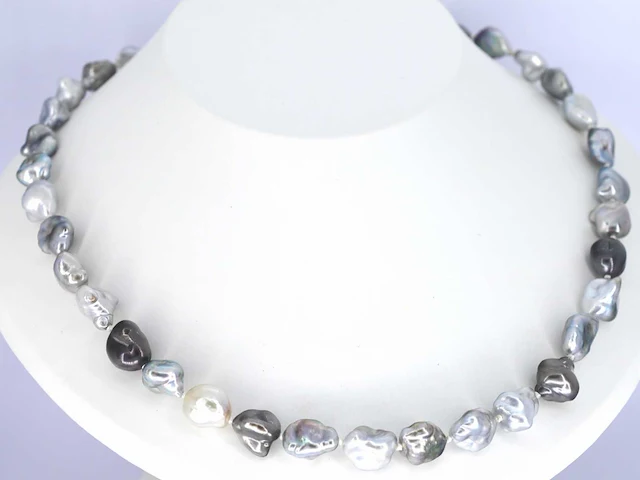 Schoeffel barok parelketting - afbeelding 1 van  8