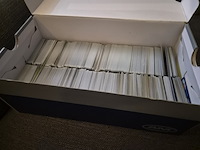Schoenendoos vol met pokémon kaarten - afbeelding 4 van  5