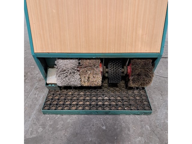 Schoenenpoetsmachine, h&h maschinenbau, hardo4, 2001 - afbeelding 7 van  11