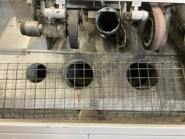Schoenmakersmachine - afbeelding 8 van  10