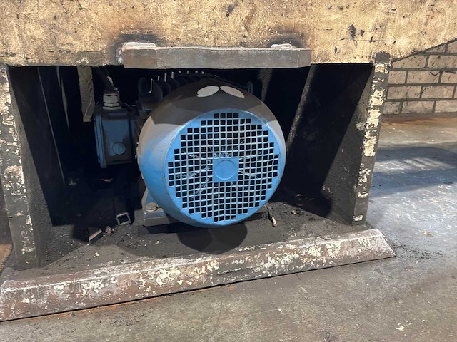 Scholtens hydraulische pers - afbeelding 5 van  7