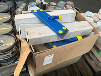 Schoonmaakapparaat - afbeelding 1 van  4