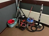 Schoonmaakapparatuur - afbeelding 1 van  8