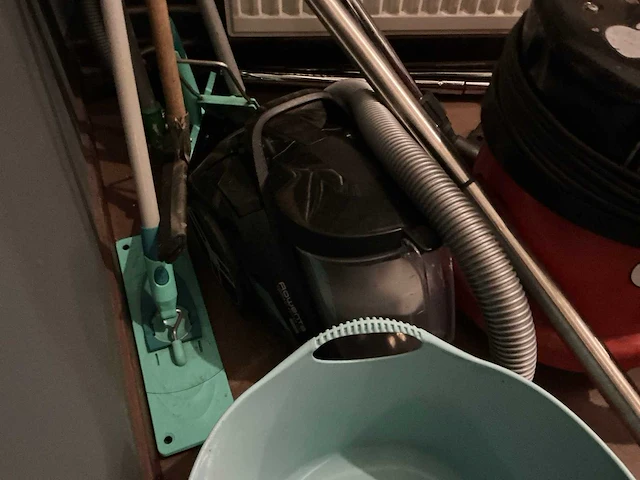 Schoonmaakapparatuur - afbeelding 3 van  8