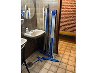 Schoonmaakartikelen (11x) - afbeelding 2 van  7