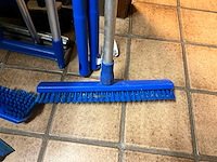 Schoonmaakartikelen (11x) - afbeelding 4 van  7