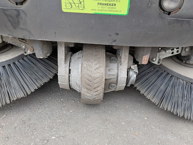 Schoonmaakmachine karcher, km 120 / 150 rbp, bouwjaar 2008 - afbeelding 11 van  20