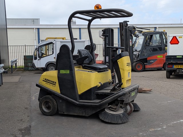 Schoonmaakmachine karcher, km 120 / 150 rbp, bouwjaar 2008 - afbeelding 14 van  20