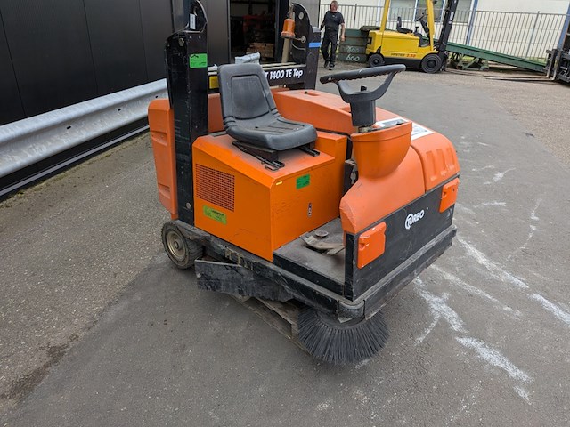 Schoonmaakmachine rcm, otto t1400 te top, bouwjaar 2005 - afbeelding 9 van  15