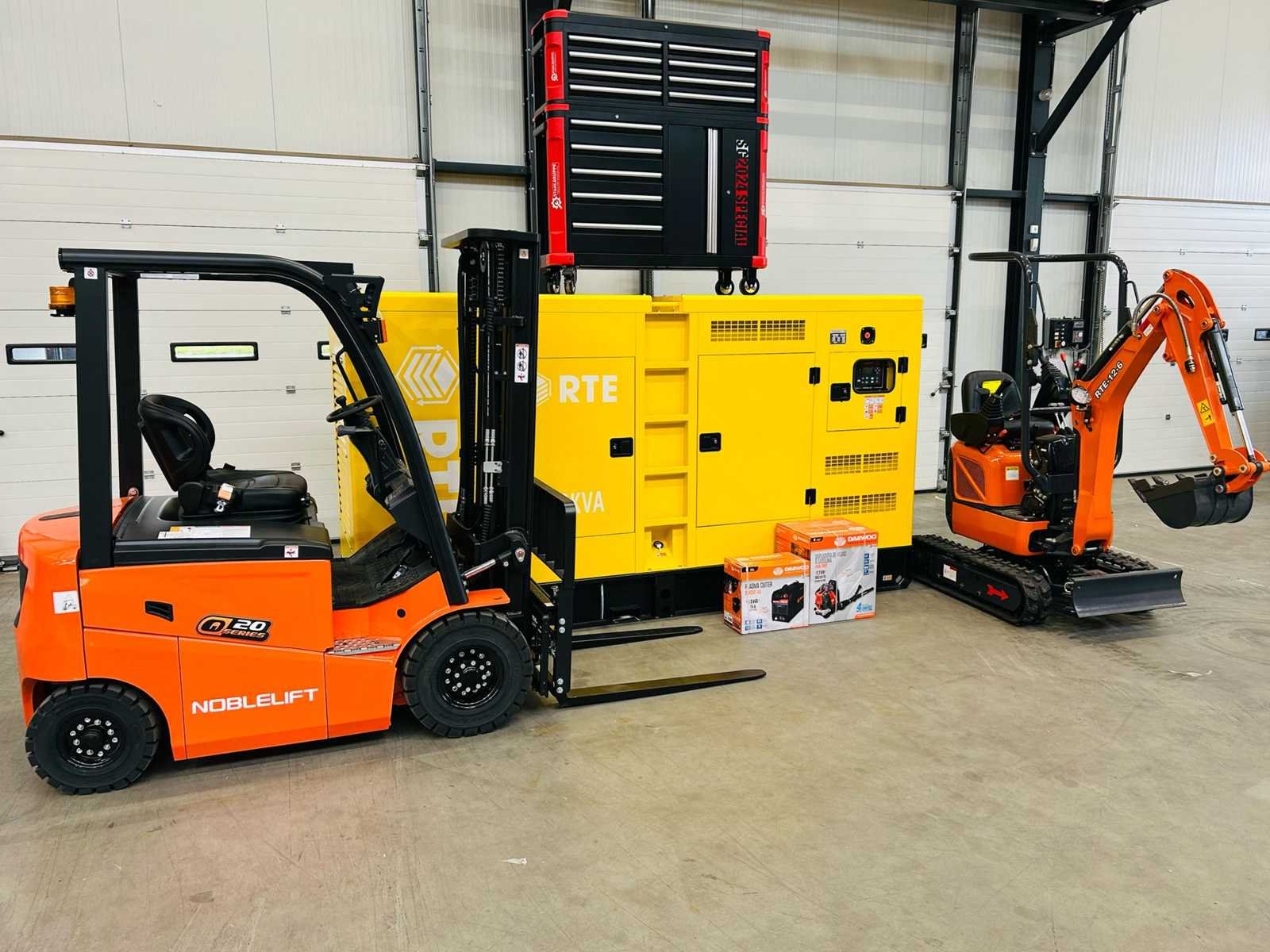 Schoonmaakmachines, generatoren, opslag units, grondverzetmachines en jacuzzi’s