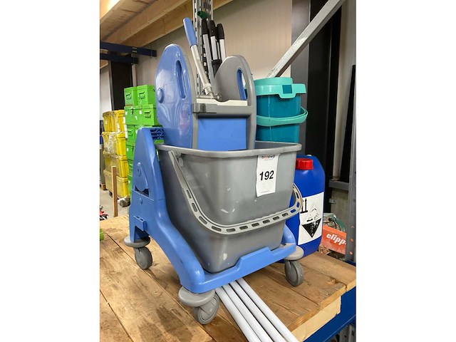 Schoonmaaktrolley - afbeelding 1 van  2