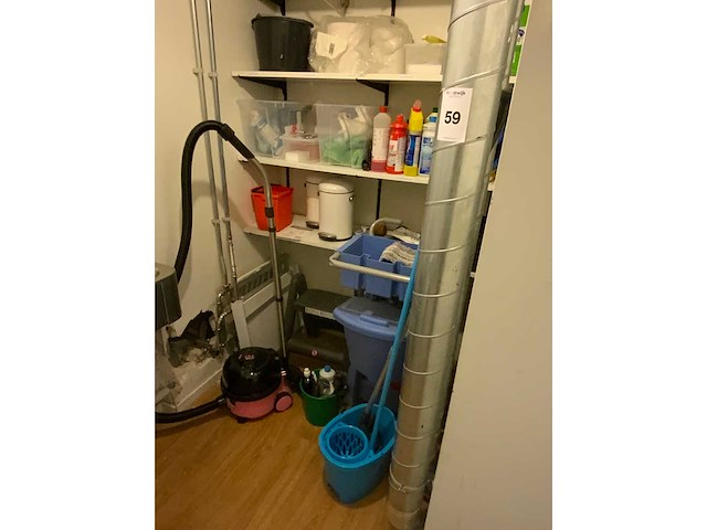 Schoonmaakwagen en -gerei - afbeelding 6 van  12