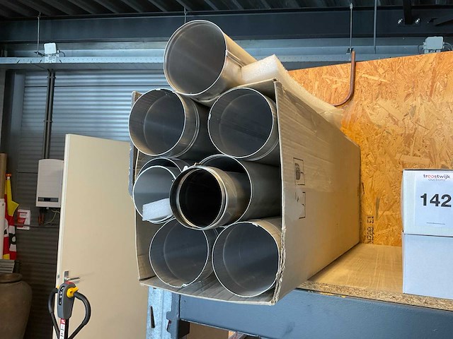 Schoorsteenpijp - afbeelding 1 van  2