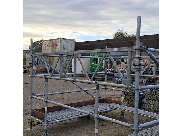 Schoorsteensteiger, layher - afbeelding 10 van  10