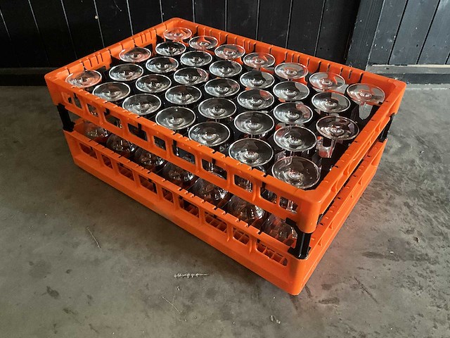 Schott & zwiesel - vina - glazenkorf met 33 wijnglazen (10x) - afbeelding 1 van  9