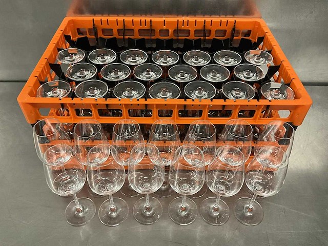 Schott & zwiesel - vina - glazenkorf met 33 wijnglazen (10x) - afbeelding 6 van  9